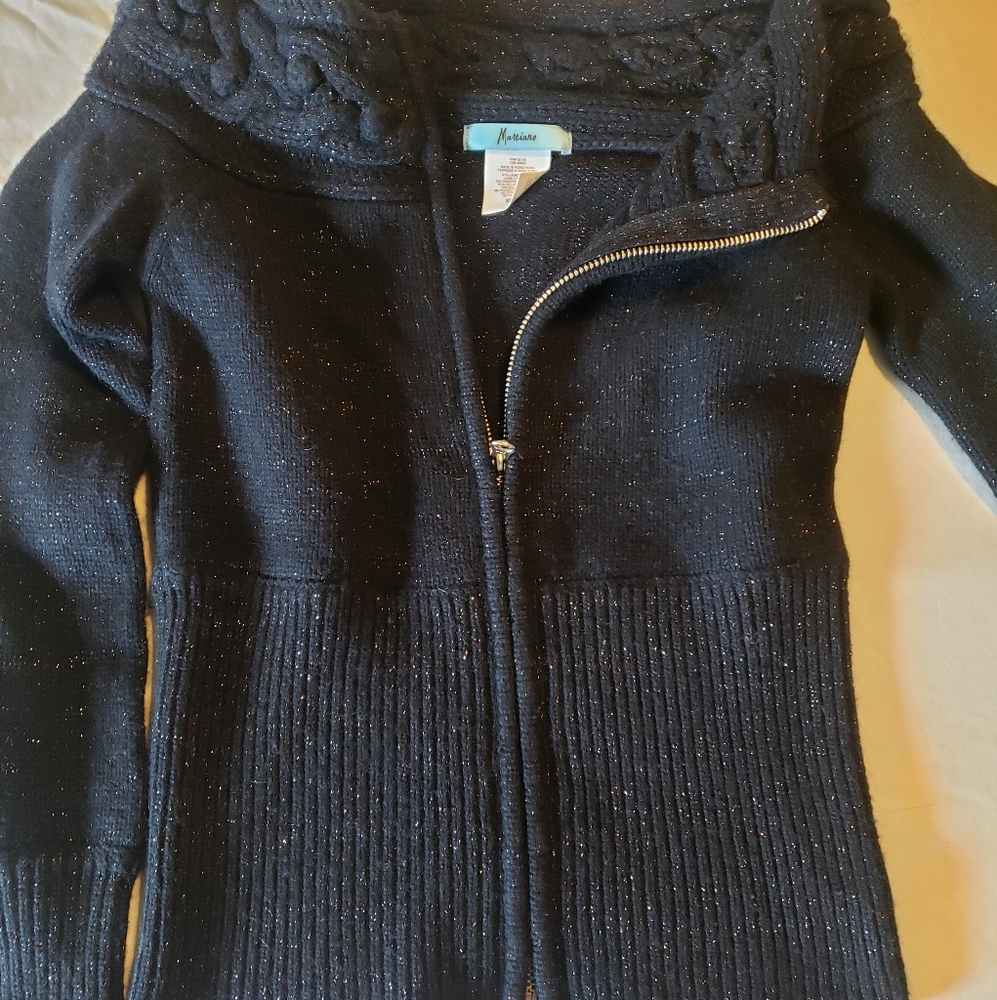 XS Black/gold sweater. Pd 38.00 sell 20.00